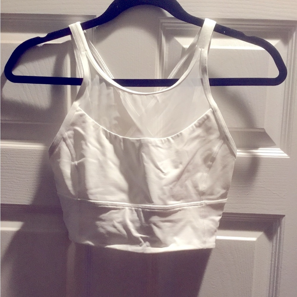 Lululemon sports bra size 6